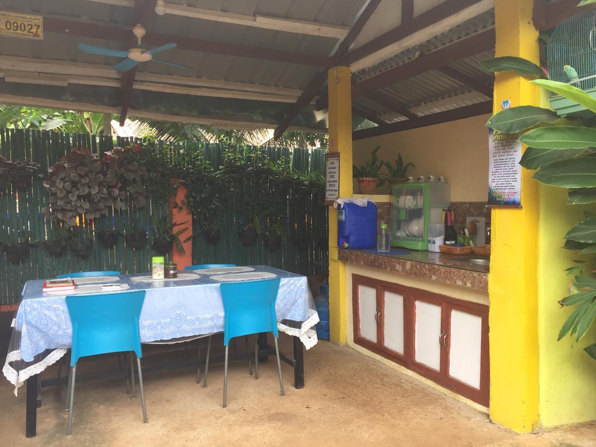 Amelia Homestay Puerto Princesa Екстер'єр фото